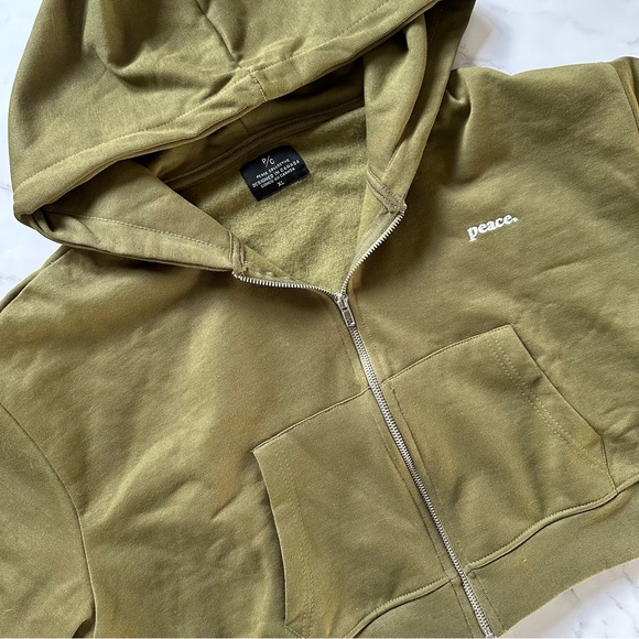 NWT Peace Collective US XL Cropped Green Hoodie - Picture 3 of 16